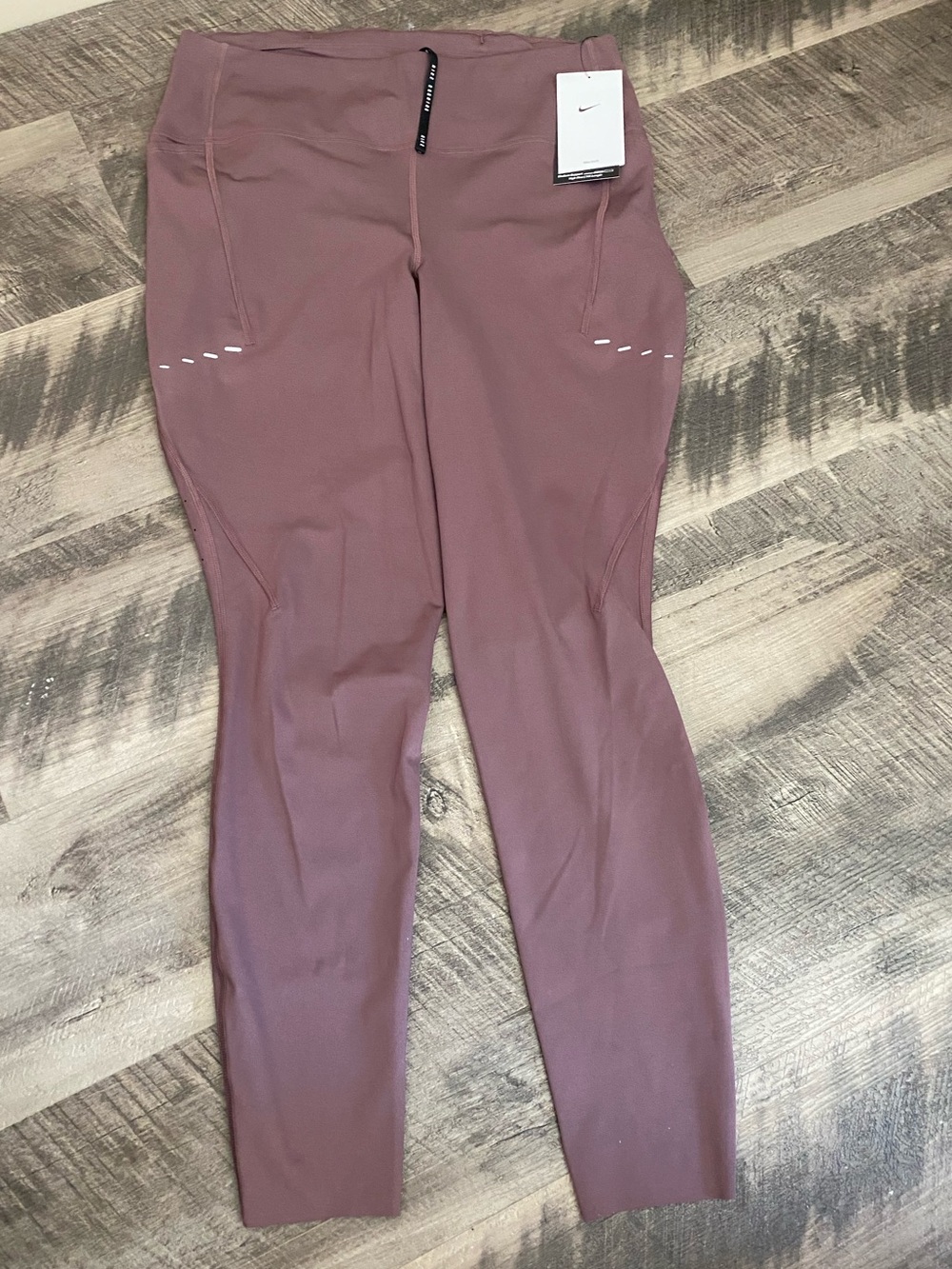 Nike Women's High-Rise Medium Support Leggings with Pockets